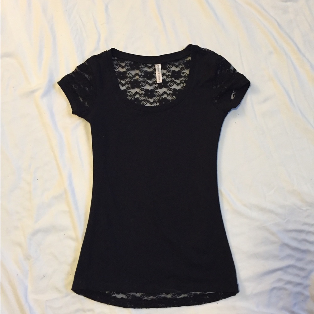 Splash Stretchy Lace Back Tee